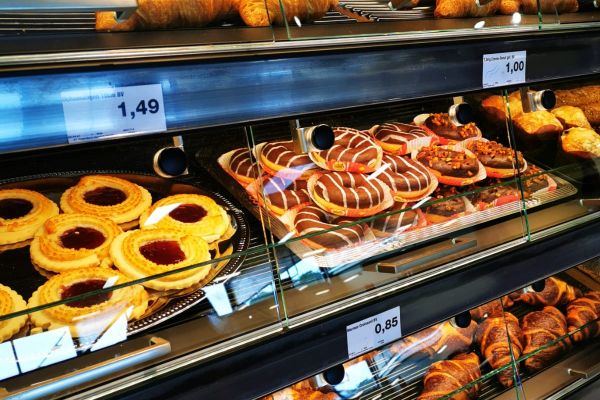 EDEKA Susanne Krüger e.K. in Binz OT Prora - Backshop Gebäcke